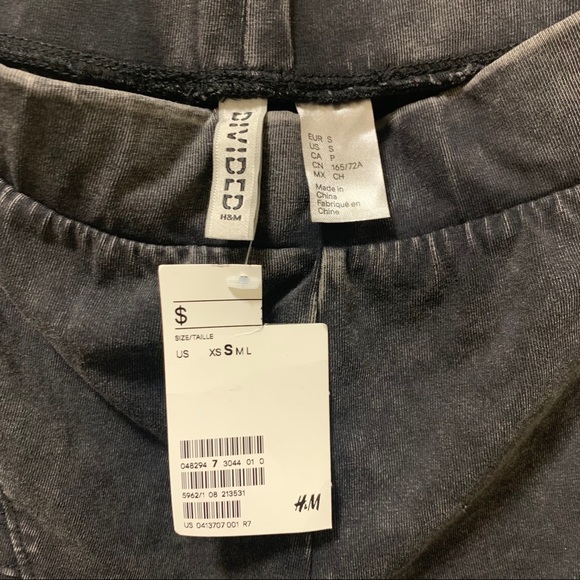 Textured Legging - Picture 3 of 5